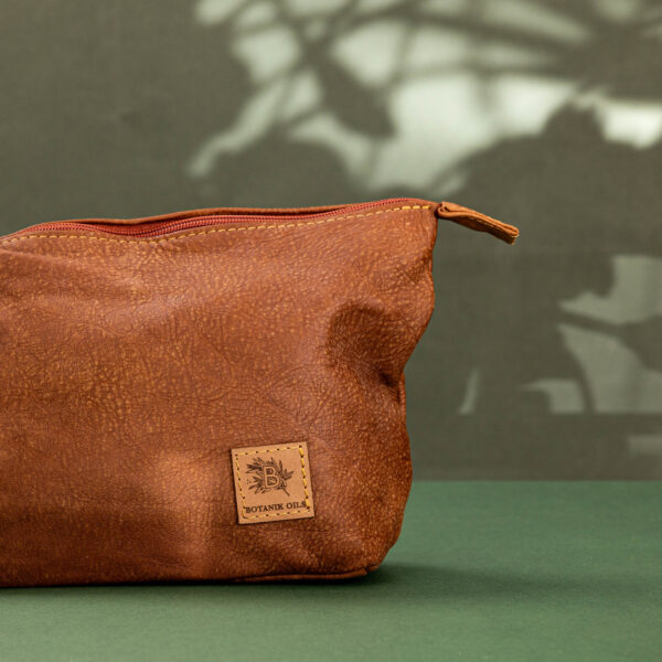 Leather bag botanik oils greenbg